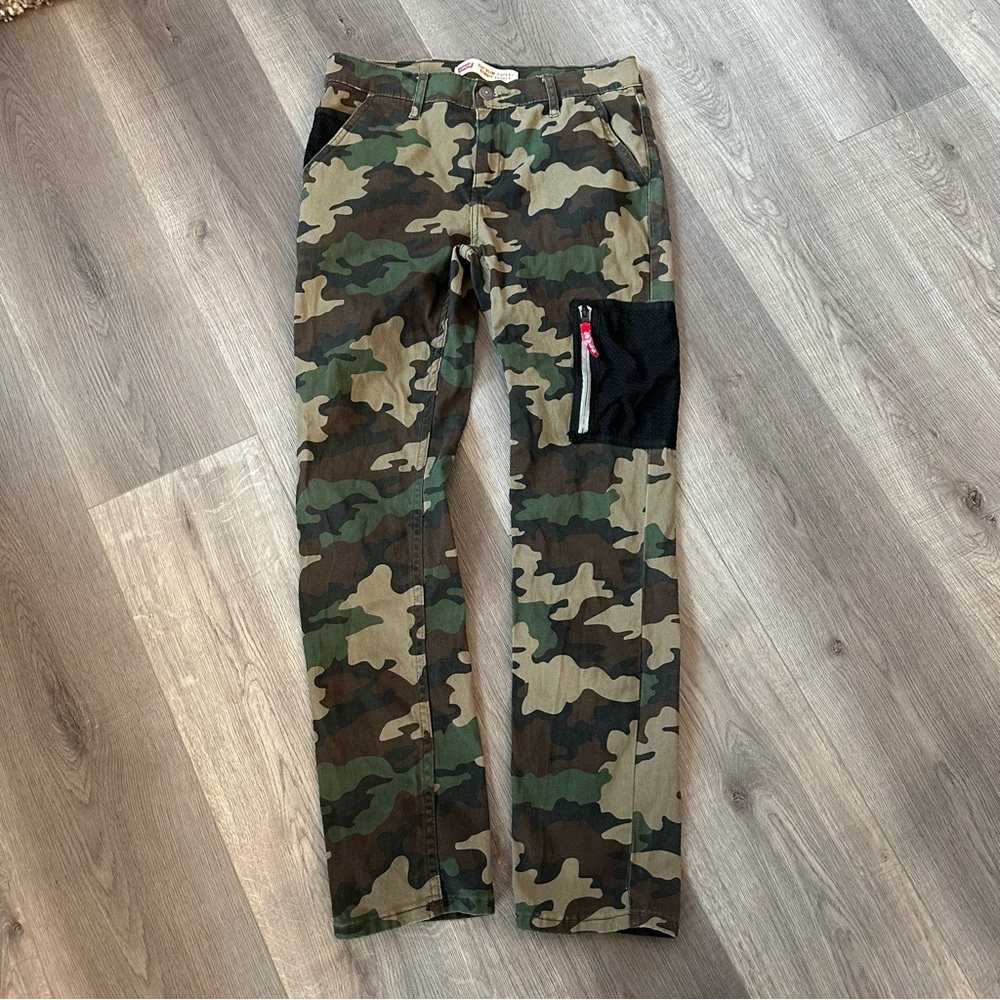 3/27$ Levi's Kids 512 Slim Taper Camouflage Pants size 16